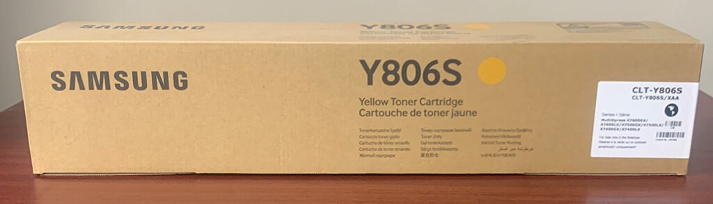 Y806S